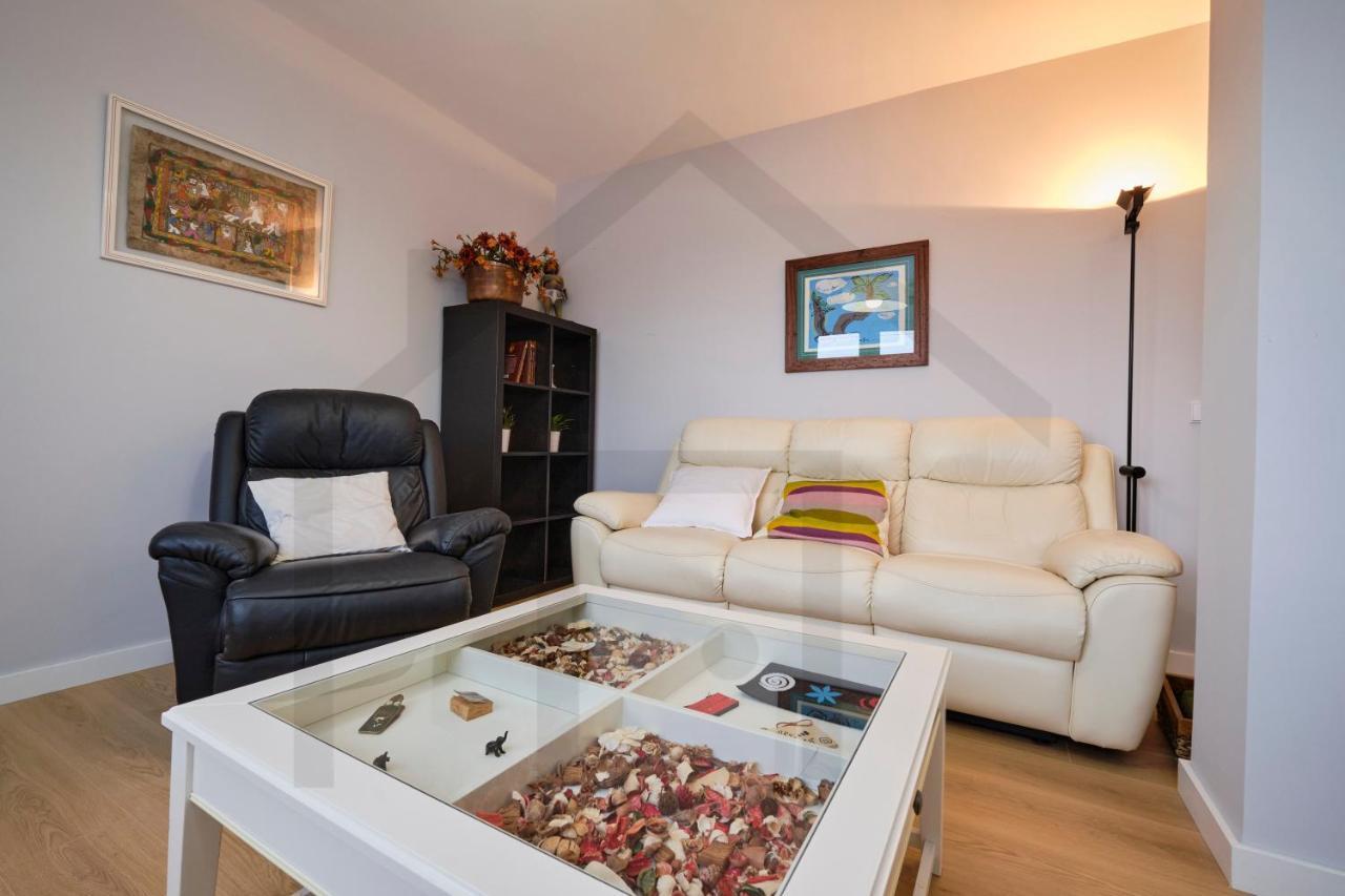 Espectacular Atico A Un Paso Del Centro De Gijon Bed & Breakfast Exterior photo