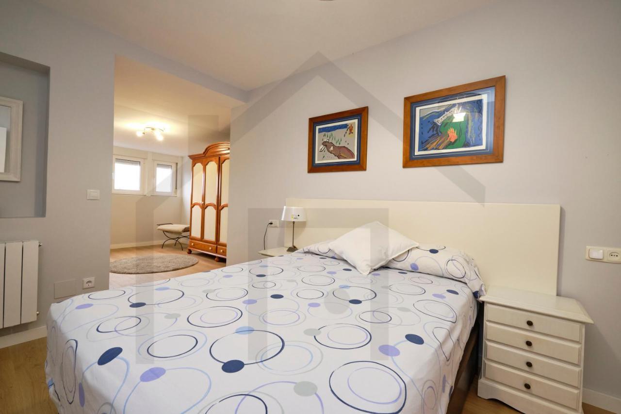 Espectacular Atico A Un Paso Del Centro De Gijon Bed & Breakfast Exterior photo