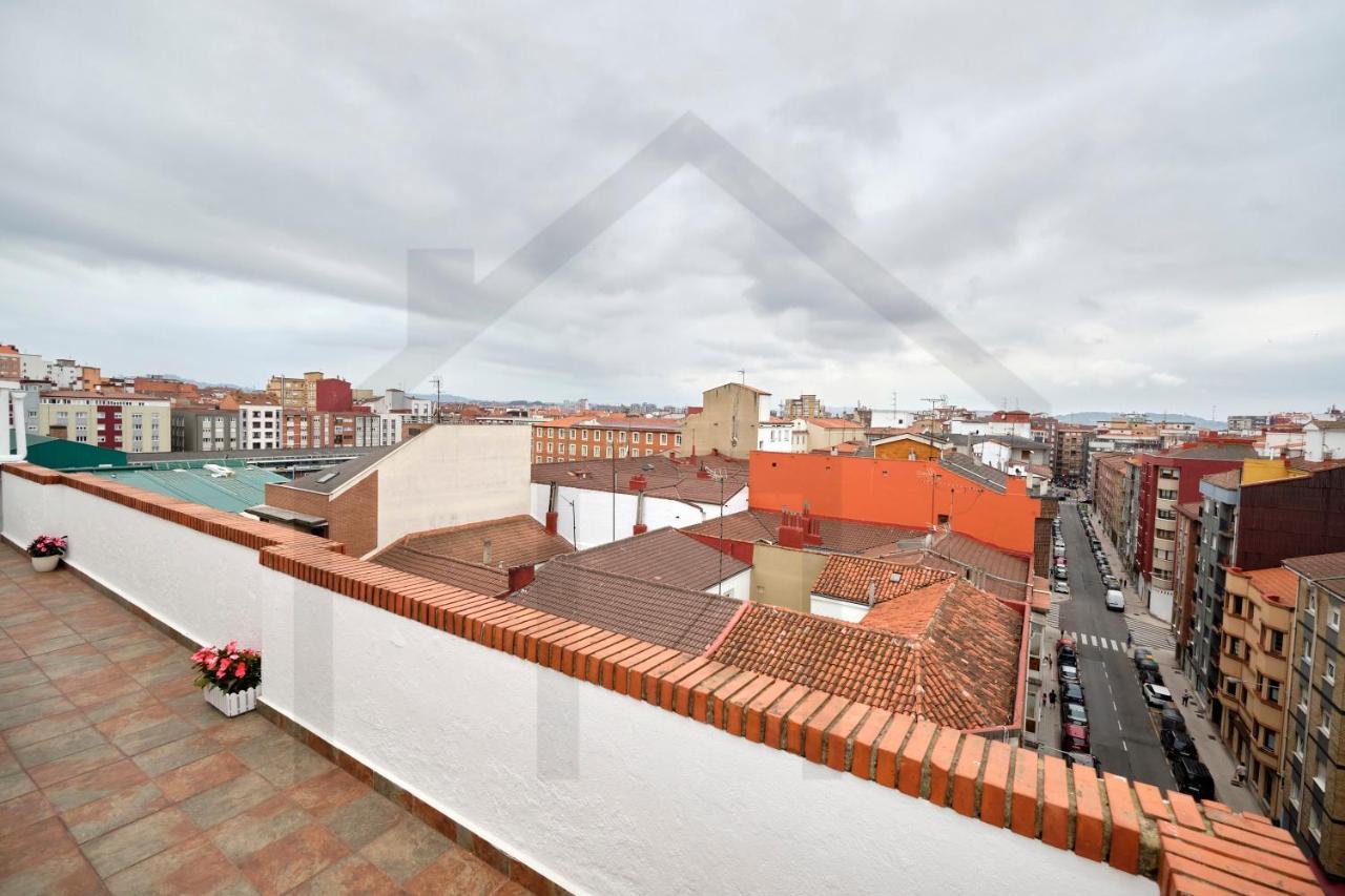 Espectacular Atico A Un Paso Del Centro De Gijon Bed & Breakfast Exterior photo