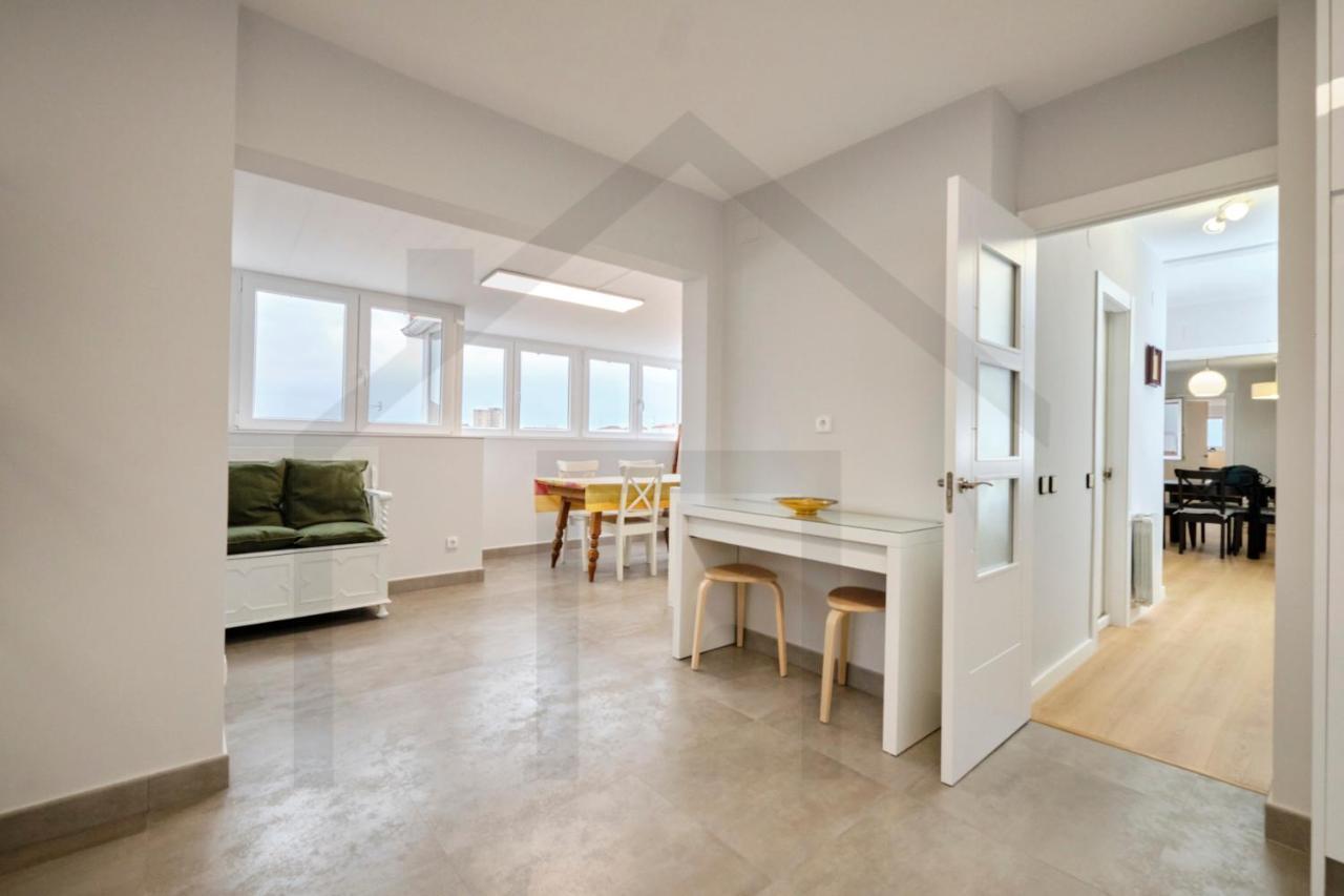 Espectacular Atico A Un Paso Del Centro De Gijon Bed & Breakfast Exterior photo